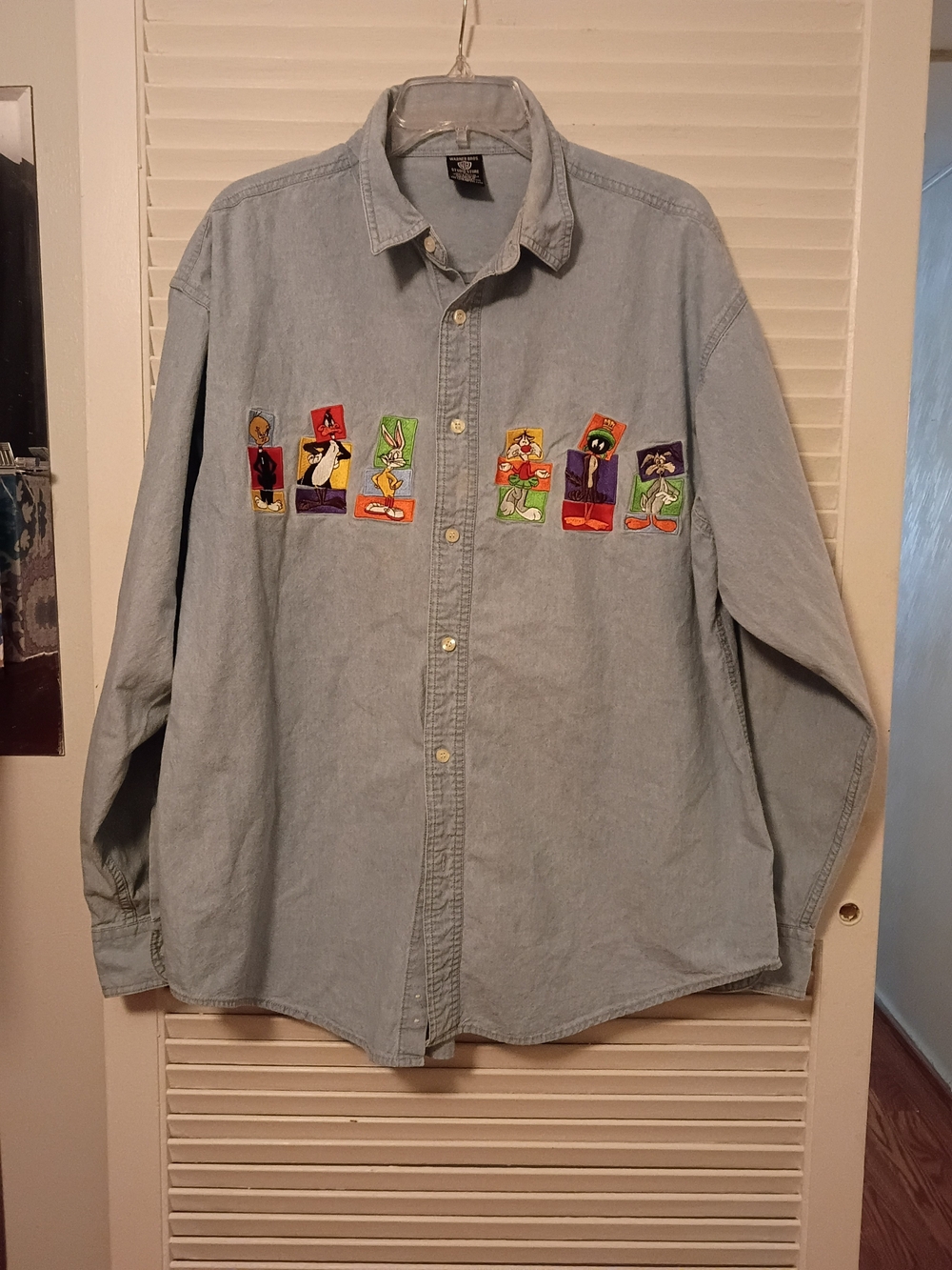 Warner Bros. Light Blue Denim Button-Down Shirt with Multicolor Cartoon Patches - Picture 3 of 9
